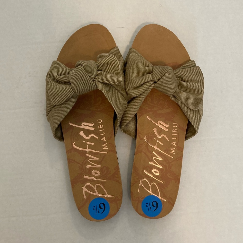 Blowfish bow sandal size 6 1/2